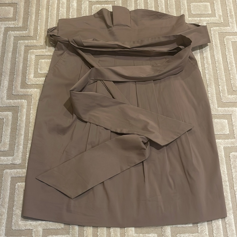 BCBG STELLA HIGH WAIST SKIRT WITH ATTACHED BELT